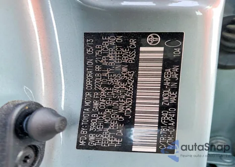 2013 Toyota Prius z USA, uszkodzony, nr VIN JTDKN3DU5D5642943